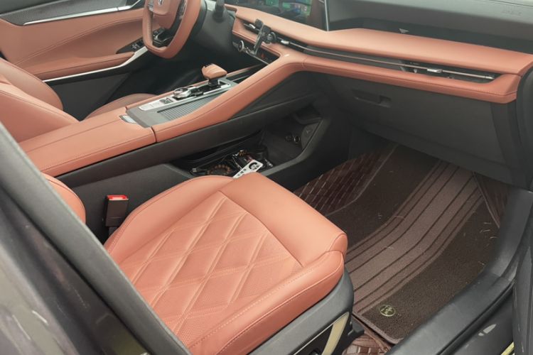 Used Changan CS75 PLUS 2023 3rd Generation 1.5T Automatic Prestige Model
