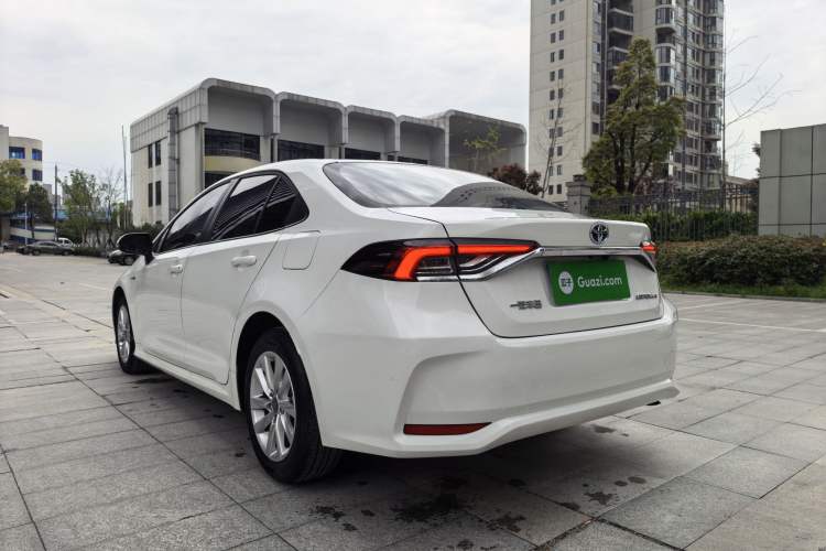 Used Toyota Corolla 2023 1.8L Smart Electric Hybrid Dual-Motor Elite Edition Exterior 9