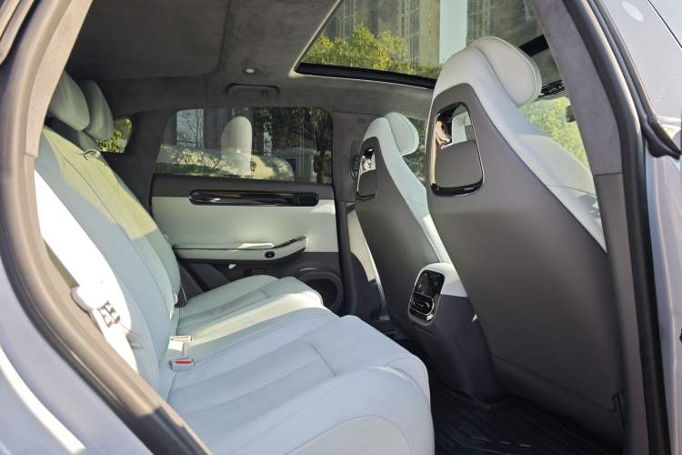 Used Leapmotor C01 2022 Four-Wheel Drive Dual-Motor High-Performance Version