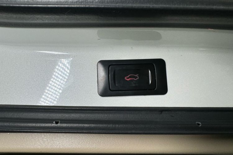 Used Toyota Land Cruiser 