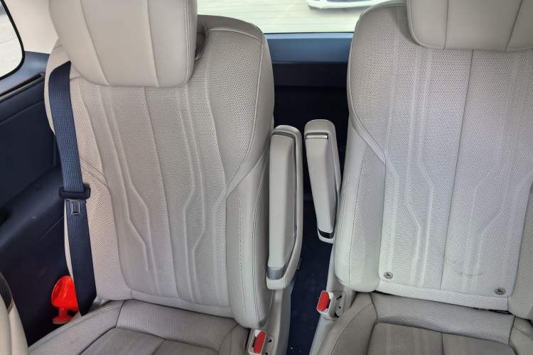 Used Buick Century 2023 2.0T Six-Seater Yinshi Edition