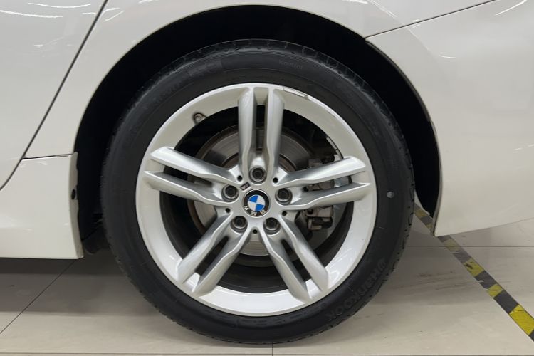 Used BMW 1 Series 2020 120i M Sport Package Exterior 6