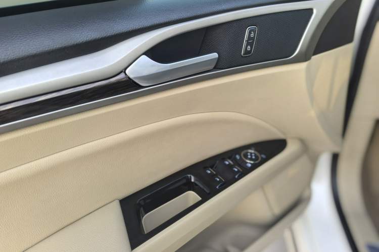 Used Ford Mondeo 2013 2.0L GTDi 200 Fashion Edition