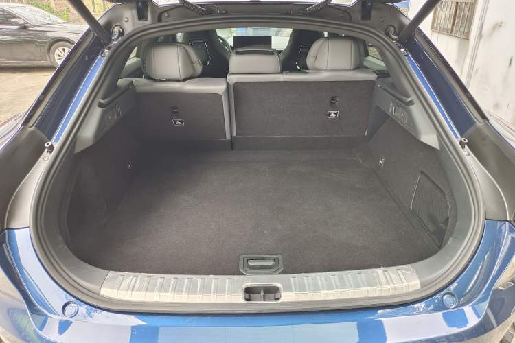 Used Zeekr 001 2023 WE Edition 100 kWh
