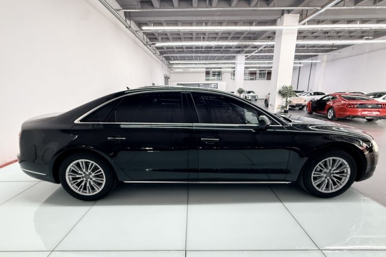 Used Audi A8 2014 A8L 45 TFSI quattro Comfort model
