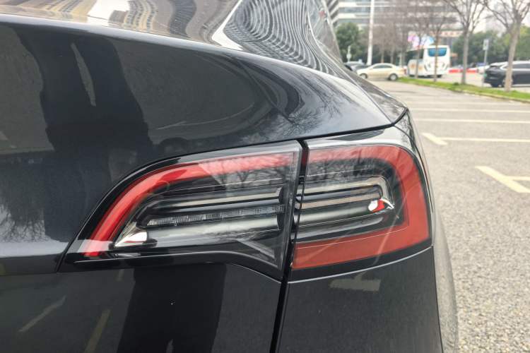 Used Tesla Model Y 2024 Rear-Wheel-Drive Version