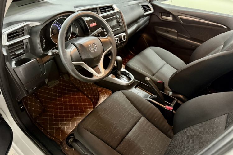 Used Honda Fit 2014 1.5L SE CVT Fashion Model
