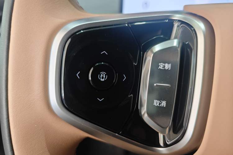 Used Geely Galaxy A7 2025 Model EM-i 150km Exploration+ Edition Interior 5