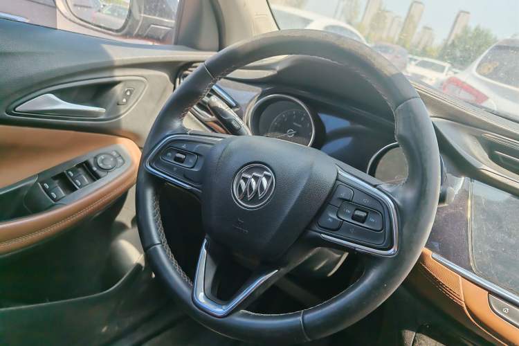 Used Buick Encore GX 2020 20T CVT Two-Wheel Drive Luxury Version Interior 9