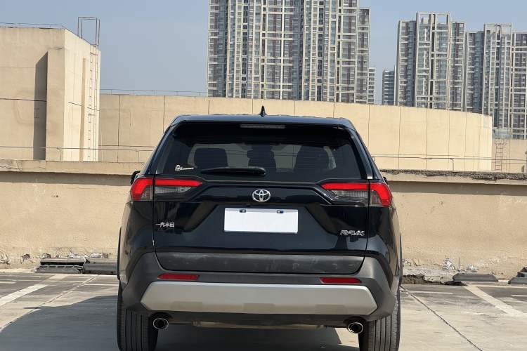 Used Toyota RAV4 2020 2.0L CVT Two-Wheel Drive Fashion Edition