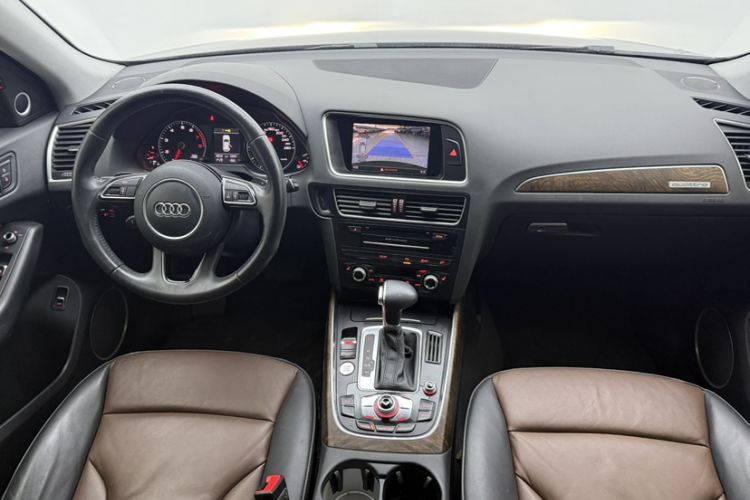 Used Audi Q5 2016 40 TFSI Comfort Model Interior 1
