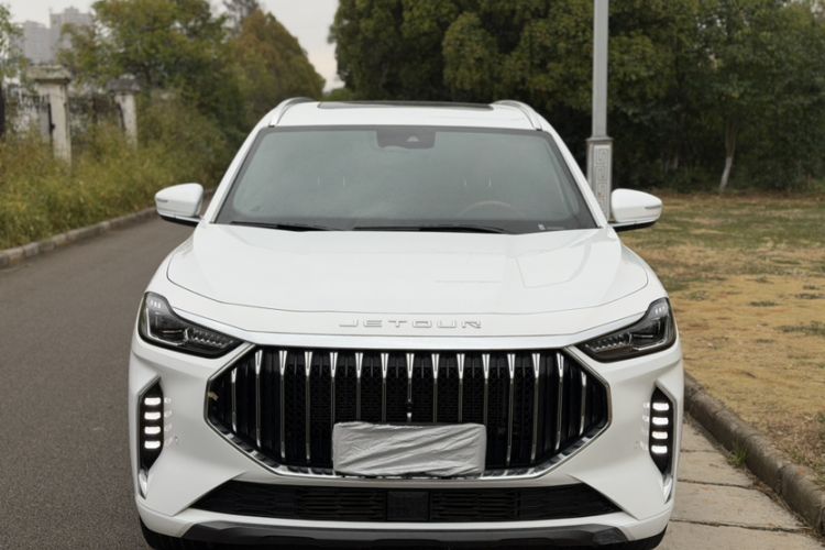 Used JETOUR X70 PLUS 2023 1.6T DCT Stronger PRO 7-Seater