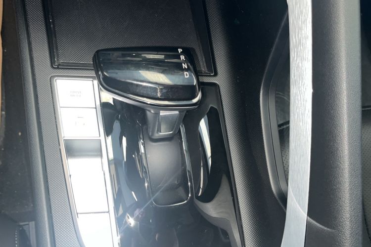 Used Hyundai Elantra 2023 1.5L CVT GLX Elite Edition
