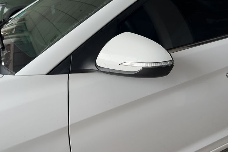 Used Hyundai Elantra (6th Generation / Lingdong) 2016 1.6L Automatic ZhiXuan – Elite Version Exterior 5