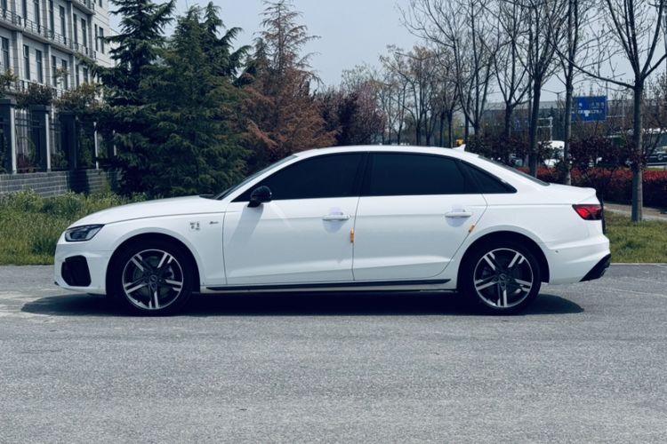 Used Audi A4L 2022 40 TFSI Luxury Dynamic Model