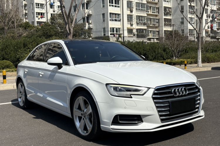 Used Audi A3 2019 Limousine 35 TFSI Style Edition China VI Emission Standard
