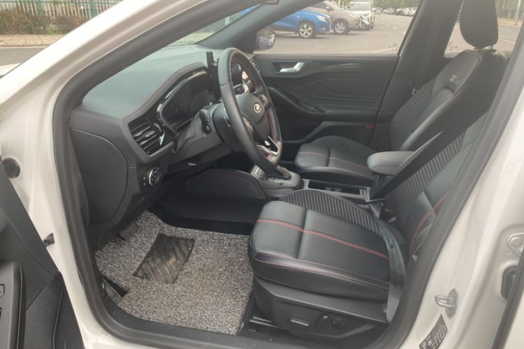 Used Ford Focus 2022 Hatchback EcoBoost 180 Automatic ST Line
