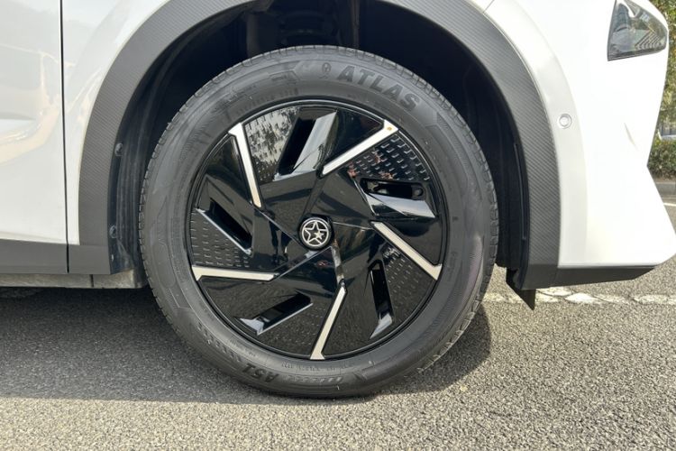 Used Venucia VX6 2023 520 Max