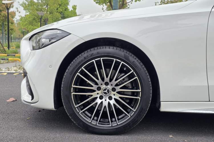 Used Mercedes-Benz C-Class 2024 C 200 L Sport Edition Exterior 8