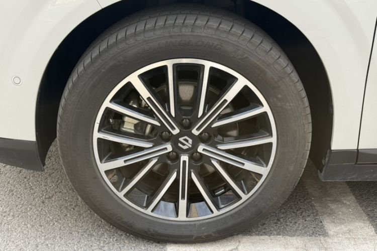 Used Leapmotor B10 2025 510 Joyful Edition Exterior 8