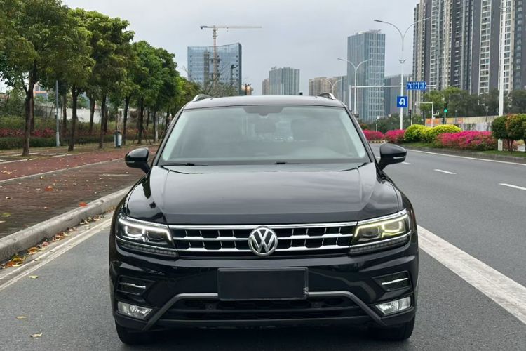 Used Volkswagen Tiguan L 2017 330TSI Automatic Two-Wheel Drive Flagship Edition Exterior 1