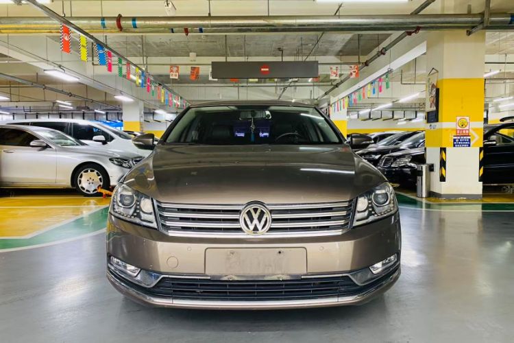 Used Volkswagen Magotan 2013 1.8TSI Luxury Model
