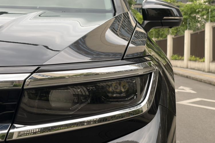 Used Volkswagen Talagon 2021 330TSI Two-Wheel-Drive Luxury Edition – Scenic Version Exterior 2