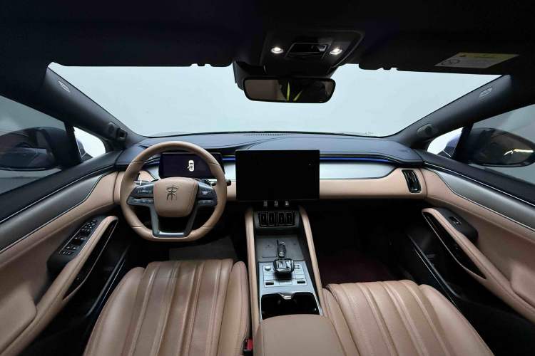 Used BYD Song L EV 2025 662 km Advanced Intelligent Driving Version
