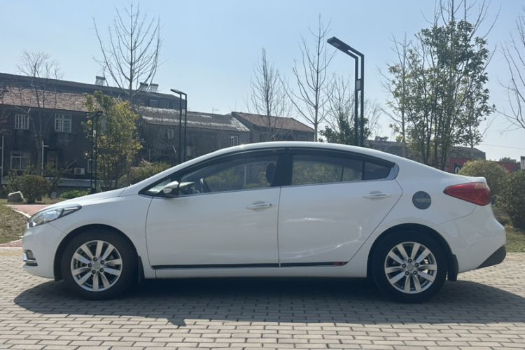 Used Kia K3 2015 1.6L Automatic GLS
