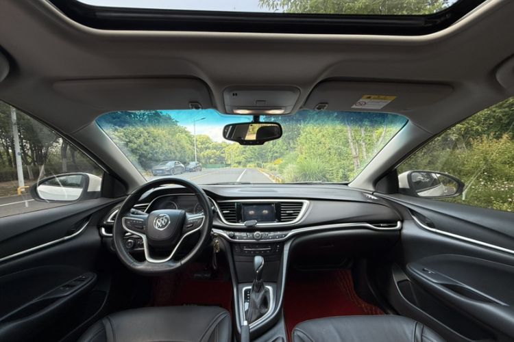 Used Buick GT 2019 18T Automatic Connected Elite Model China VI Standard Headliner