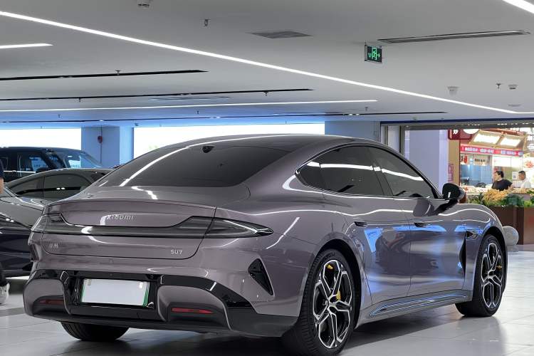 Used Xiaomi Auto SU7 2024 Rear-Drive Long-Range Intelligent Driving Version Exterior 4