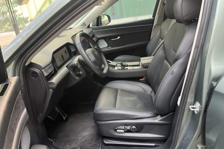 Used Hima AITO M5 2022 Extended-Range Four-Wheel Drive Performance Version
