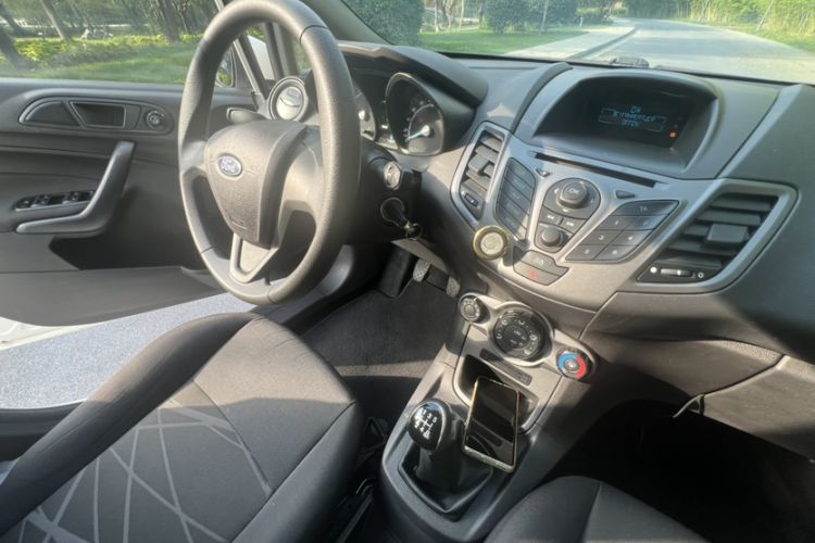 Used Ford Fiesta 2013 Sedan 1.5L Manual Fashion Edition