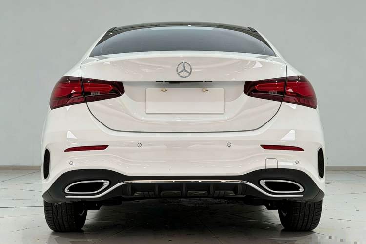 Used Mercedes-Benz A-Class 2024 Updated A 200 L Fashion Version Exterior 4