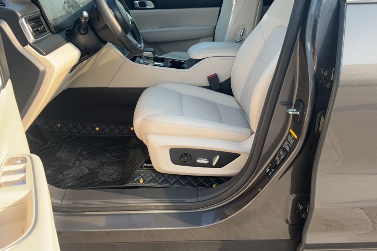 Used Li Auto ONE 2021 Extended-Range 6-Seater Version Left Front Seat