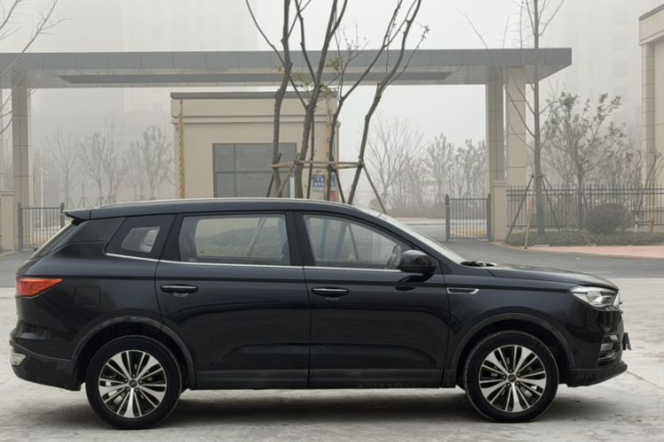 Used Sinotruk VGV U70 2020 1.5T Automatic Smart Enjoyment Elite Version 7 Seats
