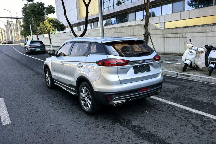 Used Geely Auto Emgrand X7 Sport 2018 1.8TD Automatic Two-Wheel Drive Zhiya Model