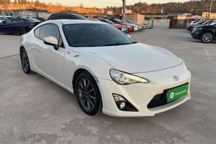 Used Toyota 86 2013 2.0L Automatic Luxury Version