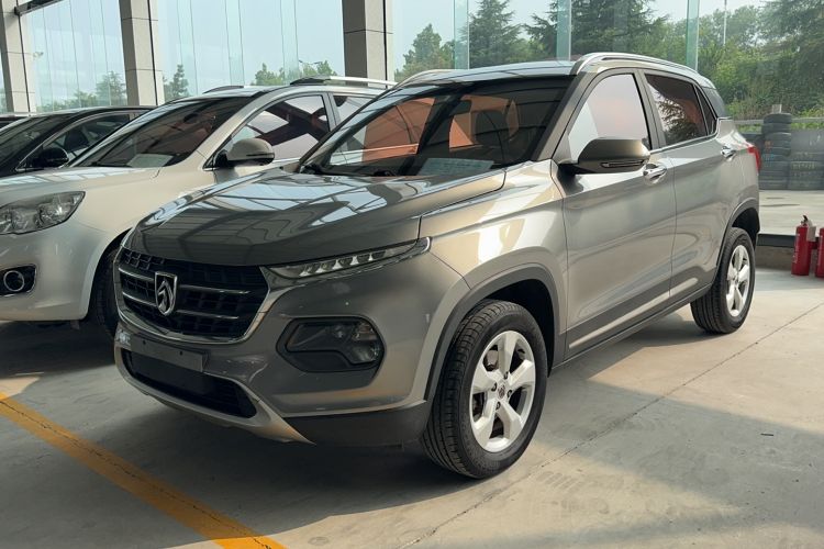 Used Baojun 510 2017 1.5L Automatic Fashion Model