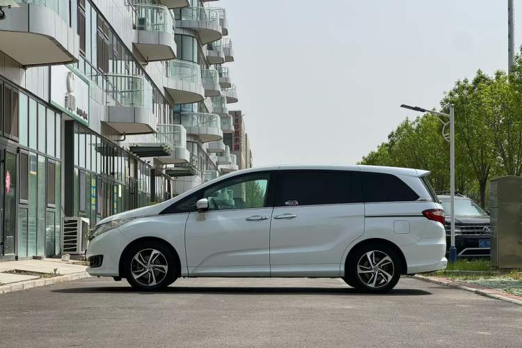 Used Honda Odyssey 2015 2.4L Smart Edition Exterior 5