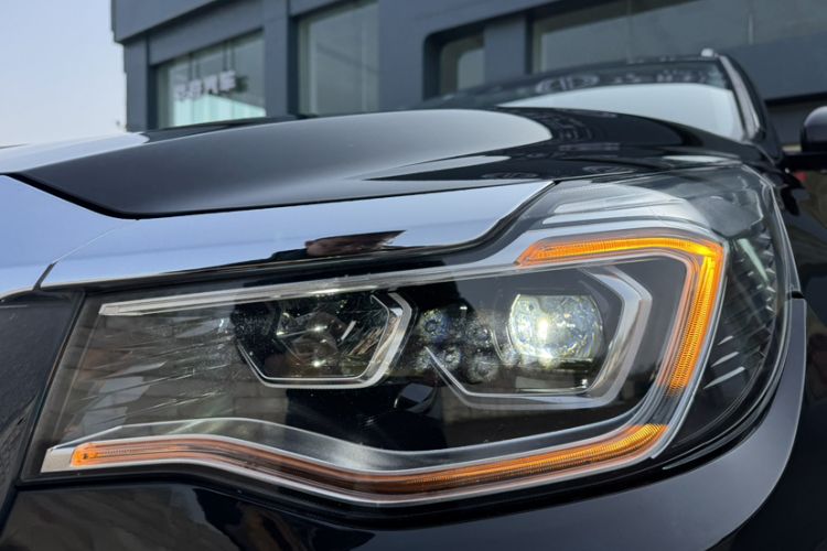 Used Hongqi HS7 2022 3.0T Automatic All-Wheel Drive ZhiLian Flagship Edition Five Seats Left Front Headlight