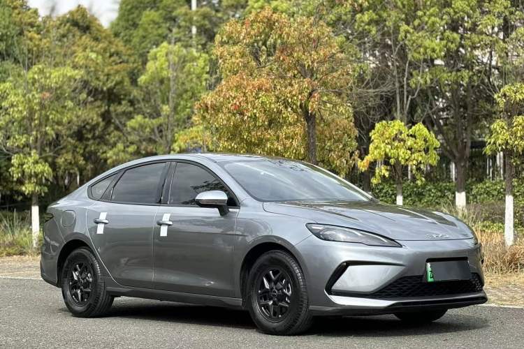 Used BYD Seal 05 DM-i 2025 DM-i Smart Drive 55KM Luxury Model Exterior 5