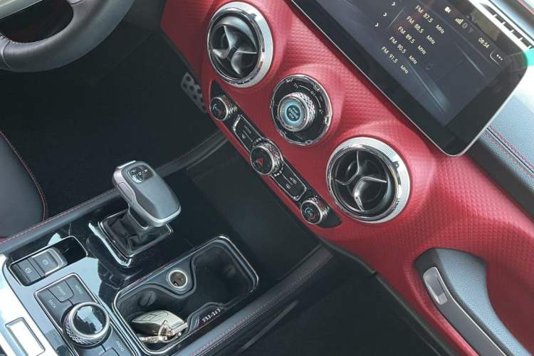 Used BAIC Off-Road BJ40 2020 2.0T Automatic Four-Wheel Drive Urban Hunter Edition Chivalrous Type