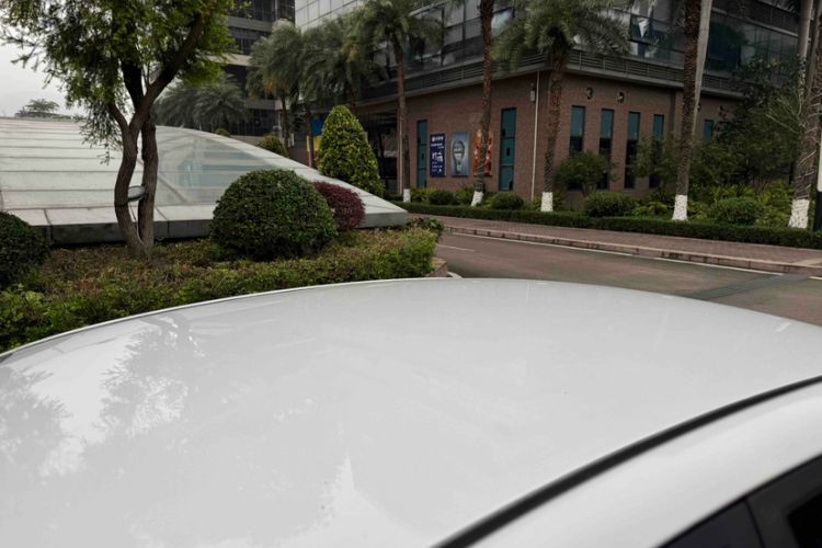 Used Geely Auto Vision 2017 1.5L Automatic Happiness Edition Exterior 8