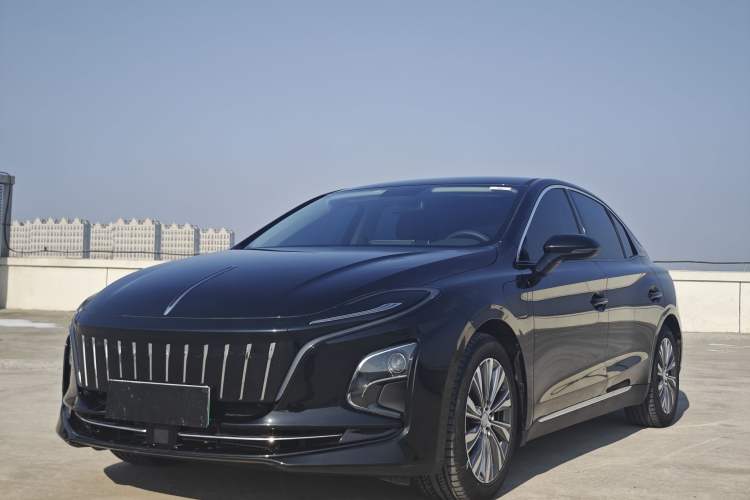 Used Hongqi E-QM5 2024 610 km PLUS