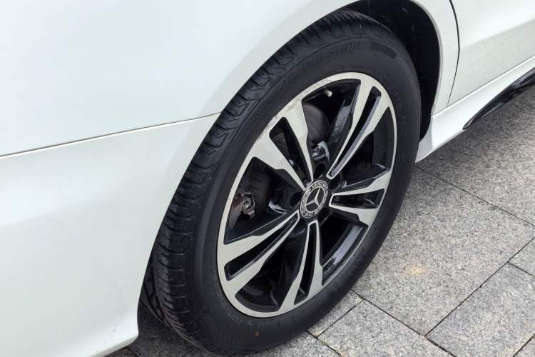 Used Mercedes-Benz C-Class 2019 C 260 Sport Edition Exterior 6