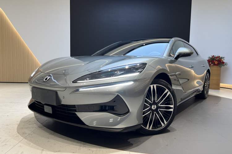 Used Denza Z9GT 2024 1100 Four-Wheel Drive Ultra Version