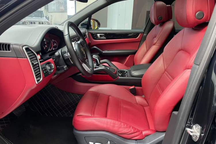 Used Porsche Cayenne 2019 Cayenne 3.0T Interior 3