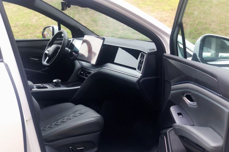 Used BYD Song L DM-i 2025 Intelligent Driving Version 160 km Beyond-Range Type Exterior 9