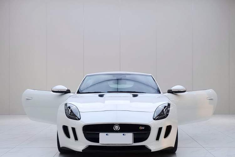 Used Jaguar F-TYPE 2015 3.0 SC S Hardtop Version

